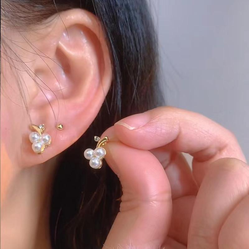 Boucles d'oreilles clous Petite Perle Aiguille Argent Tempérament Haut de gamme Géométriques Boucles d'oreilles pour Trou d'oreille Mignonnes Serties de Diamants Boucles d'oreilles Personnalisées