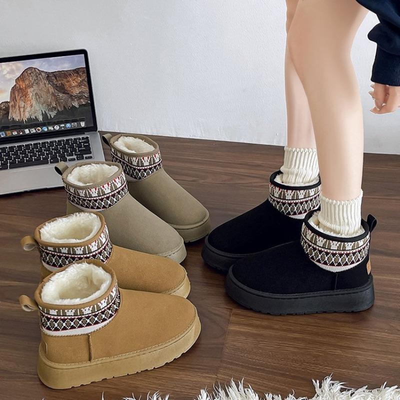 Large Size Tall Snow Boots for Women, New Velvet and Thickened Retro Cotton Shoes for Women In Autumn and Winter