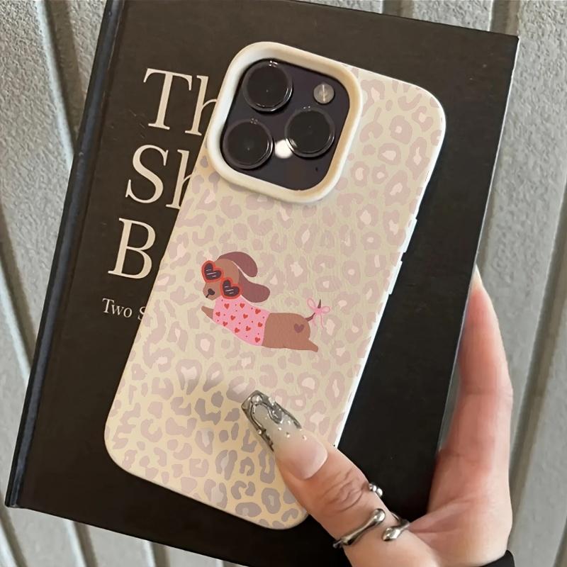 Phone Case For Samsung Galaxy A17 A37 A57 A56 A55 A54 S26 Ultra S25 Plus S24 FE S23 S22 S21 Dachshund with a Heart Pattern Cover