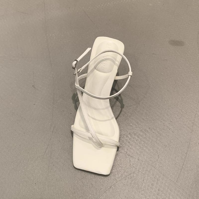 Mode SUOJIALUN 2025 Sommer Neue Marke Damen Sandalenschuhe Mode Schmaler Riemen Gladiatorenschuhe Dünner Hoher Absatz Outdoor Kleid Pumps