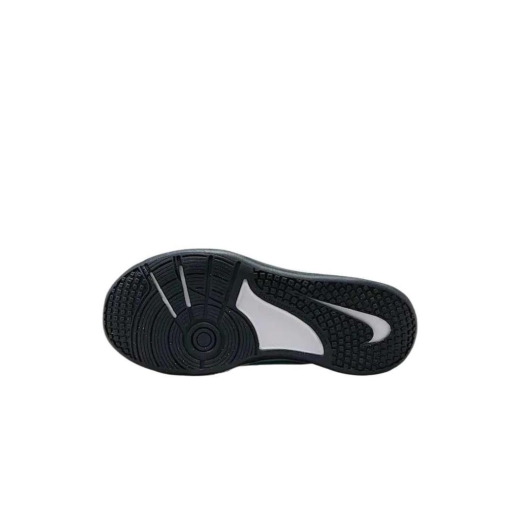 Nike Omni Multi Court Low top Kids' Training Shoes Wolf Gray DM9027-010