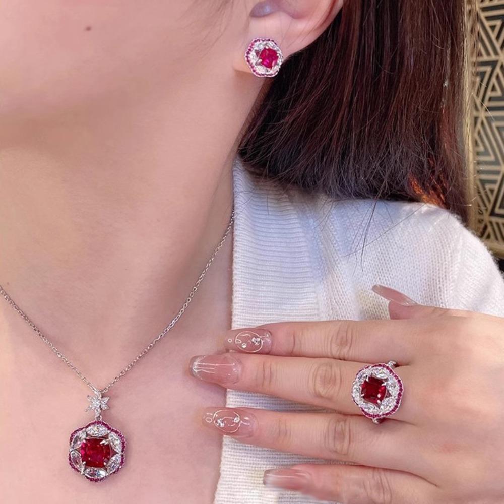 Pink High Carbon Diamond Women Necklace Radiant Cut Flower Pendant Jewelry Set