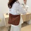 Stylish Korean Sweet Tote Bag In White Pink Brown And Black For Trendy Summer Outfits