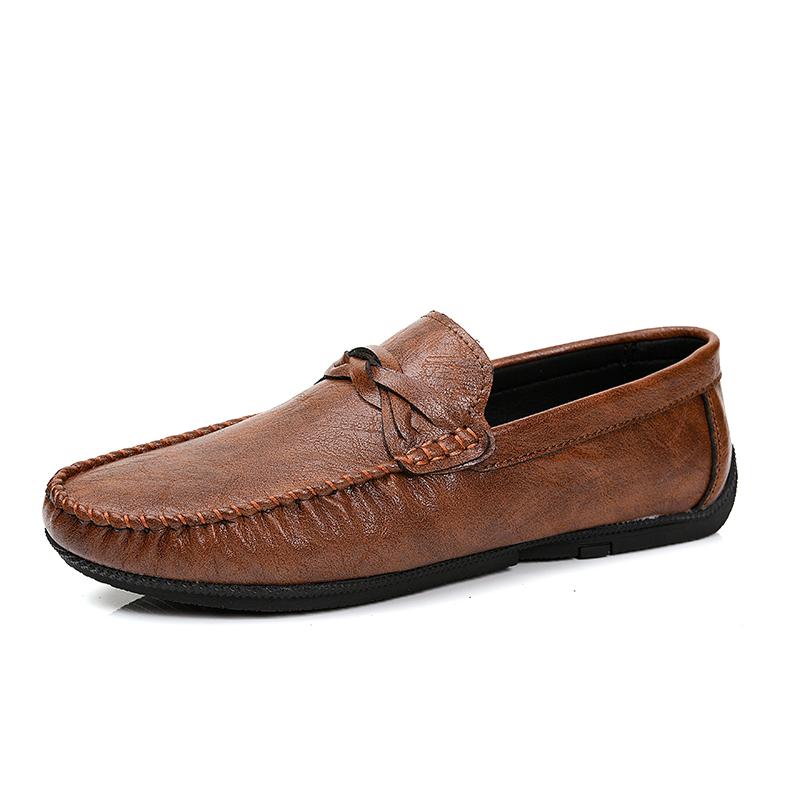 Fashion High Quality Leather Men Casual Shoes Comfortable Light Men Loafers Formal Men Dress Shoes Breathable Slip On Men Driving Shoes