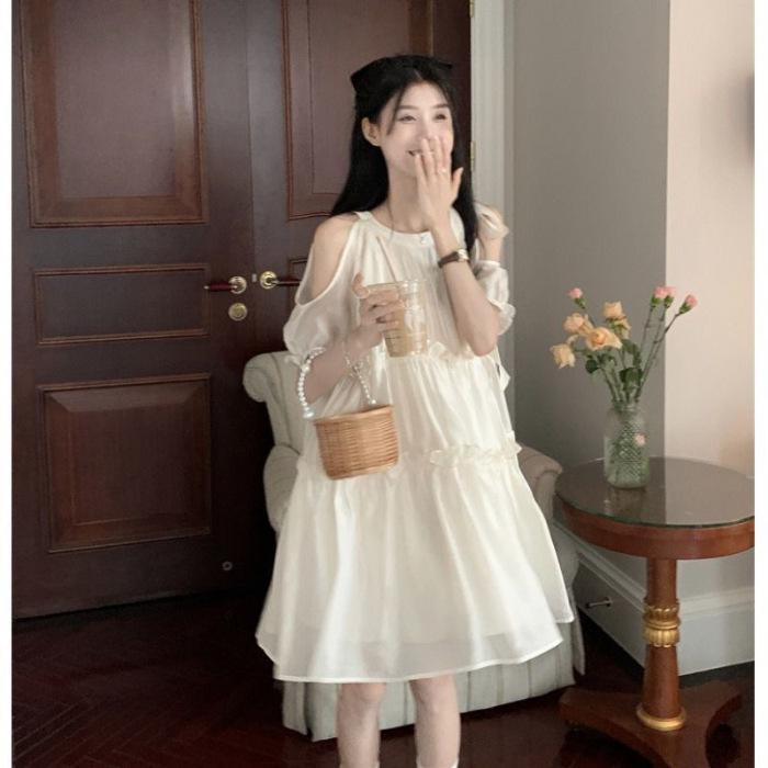 

Elegant 2024 Off-Shoulder Tie-Up Dress: Summer Style & Sweet First Love Vibe Extra Large