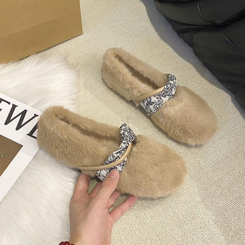 Fairy Mao Mao shoes outer wear 2025 autumn and winter new gentle and cute warm velvet small fragrant wind solid color cotton shoes