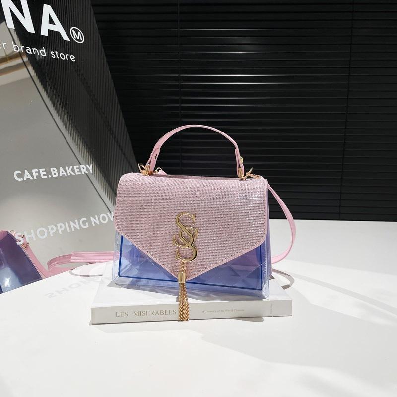 

2025 лето новая простая нишевая дизайнерская маленькая квадратная сумка модный тренд женская сумка через плечо розовый