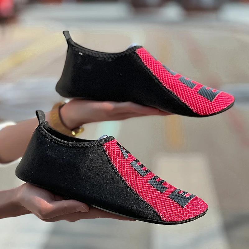 YRZL New Aqua Shoes Five-finger Swimming Shoe 36-47 Size Beach Sports Shoes Fashion Men's Fitness Shoes Couple Footwear