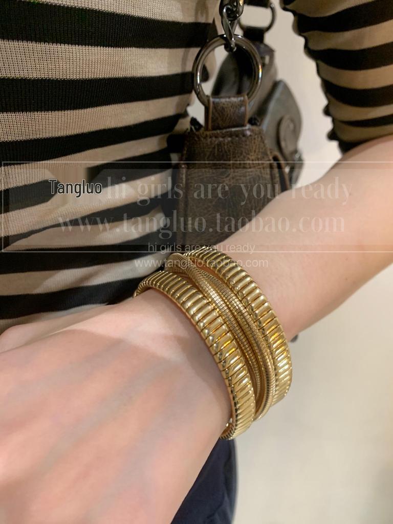 European & American Geometric Multi-Layer Open Bangle: Vintage Exaggerated Diamond-Inlaid Bracelet Light Luxury for Women