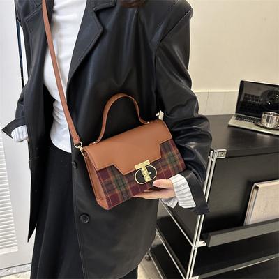 Retro Trend Plaid 2025 Winter Lock New Fashion Casual Shoulder Messenger Handbag Women