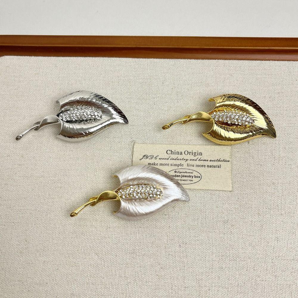 Minority Design Exaggerated Brooches Zinc Zinc Alloy Women Brooch Fashion Metal Flower Brooches  Decoration
