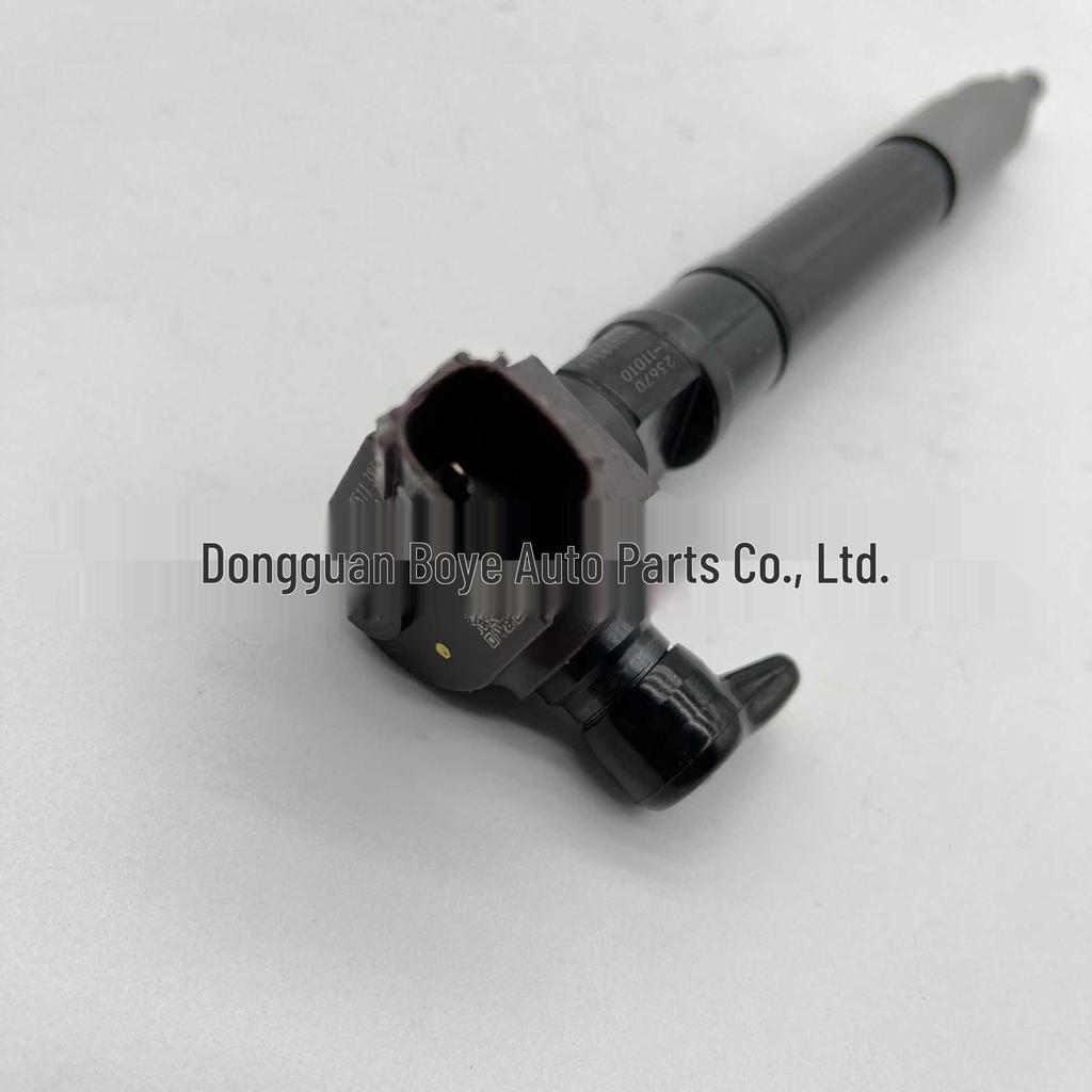 1GD 1GD-FTV 2.8L Engine High-Pressure Common Rail Injector 23670-11010