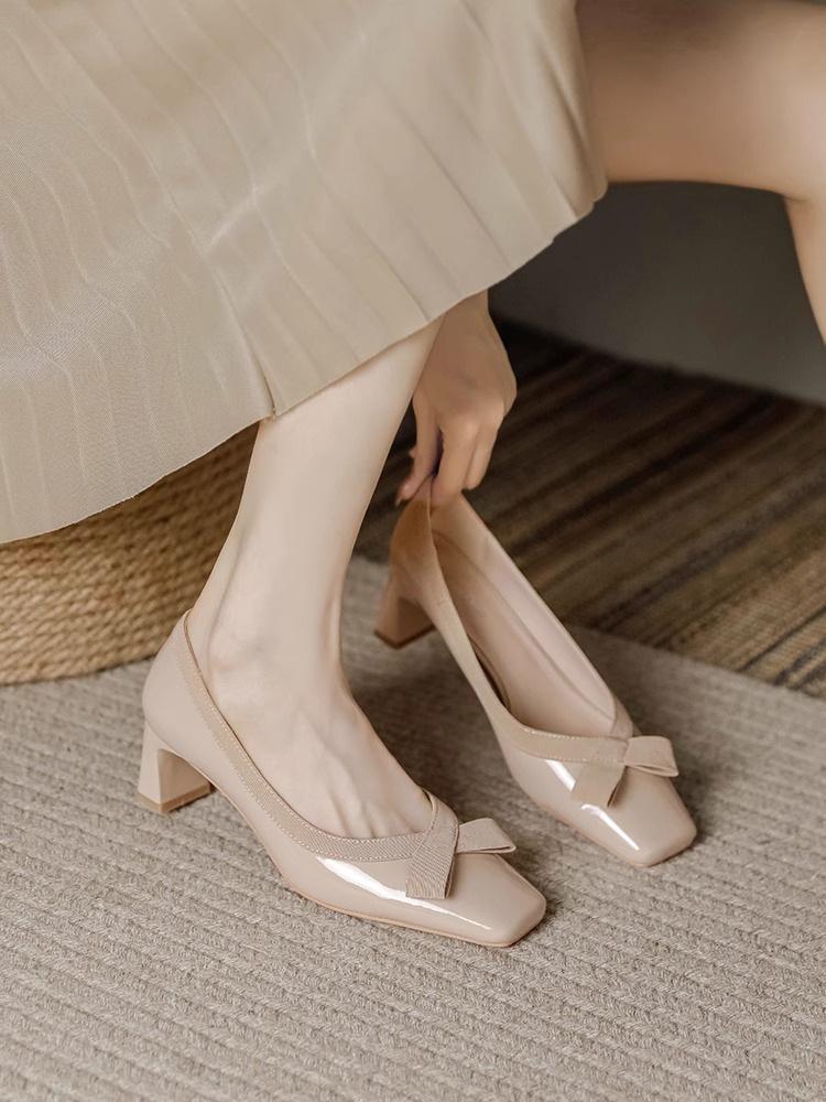 

Французский бант нюдовый мешок голова сандалии женские толстый каблук высокий каблук средний каблук 5см 2024 лето верхняя одежда юбка мягкая кожа 39 телесный