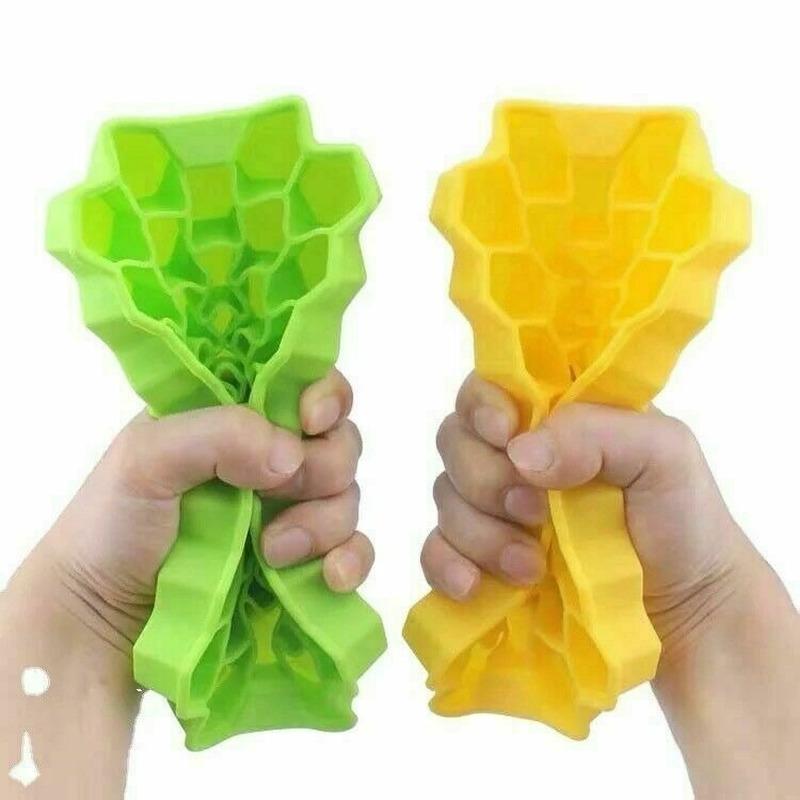 Honeycomb Ice Cube Trays with Removable Lids Silica Gel Ice Cube Mold Ice Maker DIY Creative Small Ice Mold Square Shape Tools