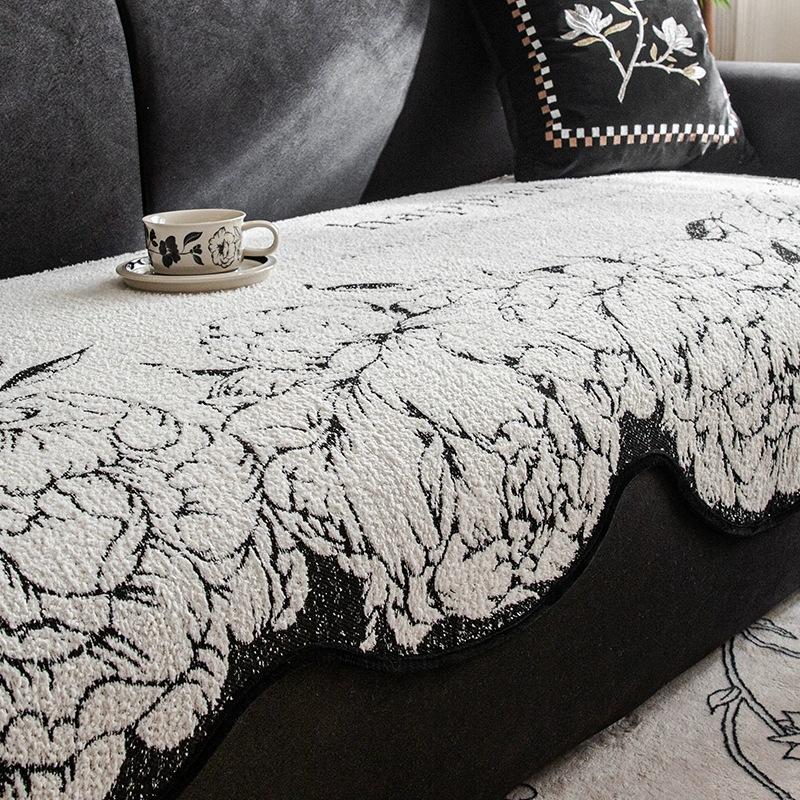 French Camellia Sofa Cushion Special-Shaped Four-Season Universal New High-Grade Leather Sofa Cover, Non-Slip Seat Cushion Cover