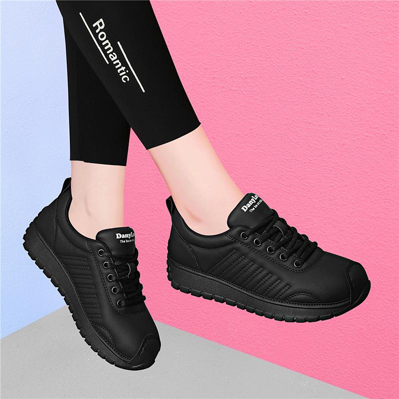 

Women s shoes spring and autumn light and warm casual sports shoes children s soft sole non-slip versatile travel cotton shoes 40