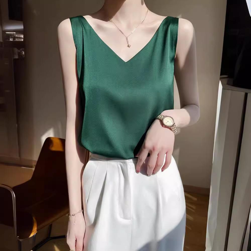 Summer Plus Size košilka Base Ride Top Hot Girl Outer Wear Bílá hedvábná košilka