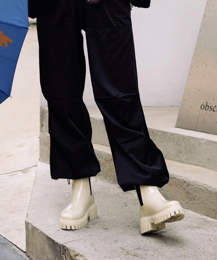 Cesti High-Top Chelsea Rain Boots (Ivory)