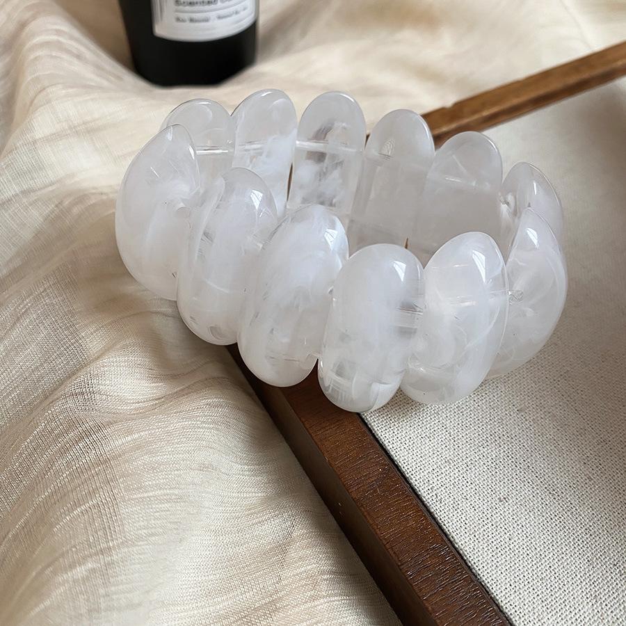 Акриловый овальный браслет-омбре - Осенняя коллекция 2025: Элегантные, Милые и Нишевые Высококлассные Ювелирные Изделия для Женщин