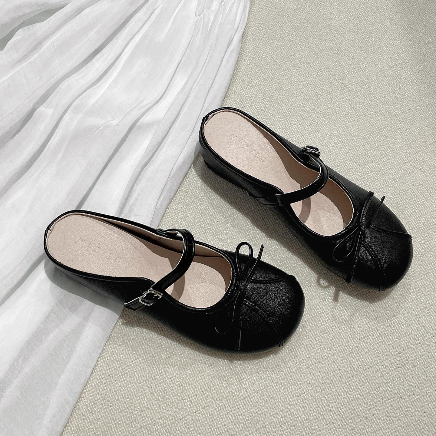 

Black retro flat-bottomed bag head inner height-increasing slippers for women s summer outer wear 2025 new models with skirts French cool slippers 35 чёрный