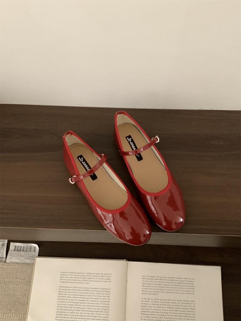 French Spring and Autumn New 2025 Word with Soft Bottom Round Head Mary Jane Ballet Red Flat Bottom Mother Single Shoes Women