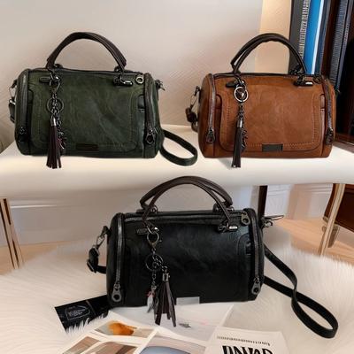 New Fashion Retro Handbag Large Capacity Soft Leather Boston Pillow Bag Fringed Pendant Women's Bag