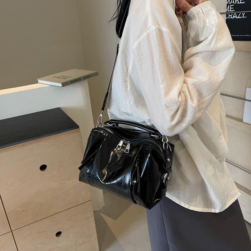 Fashion Handbag Women's New Versatile Casual Shoulder Messenger Bag