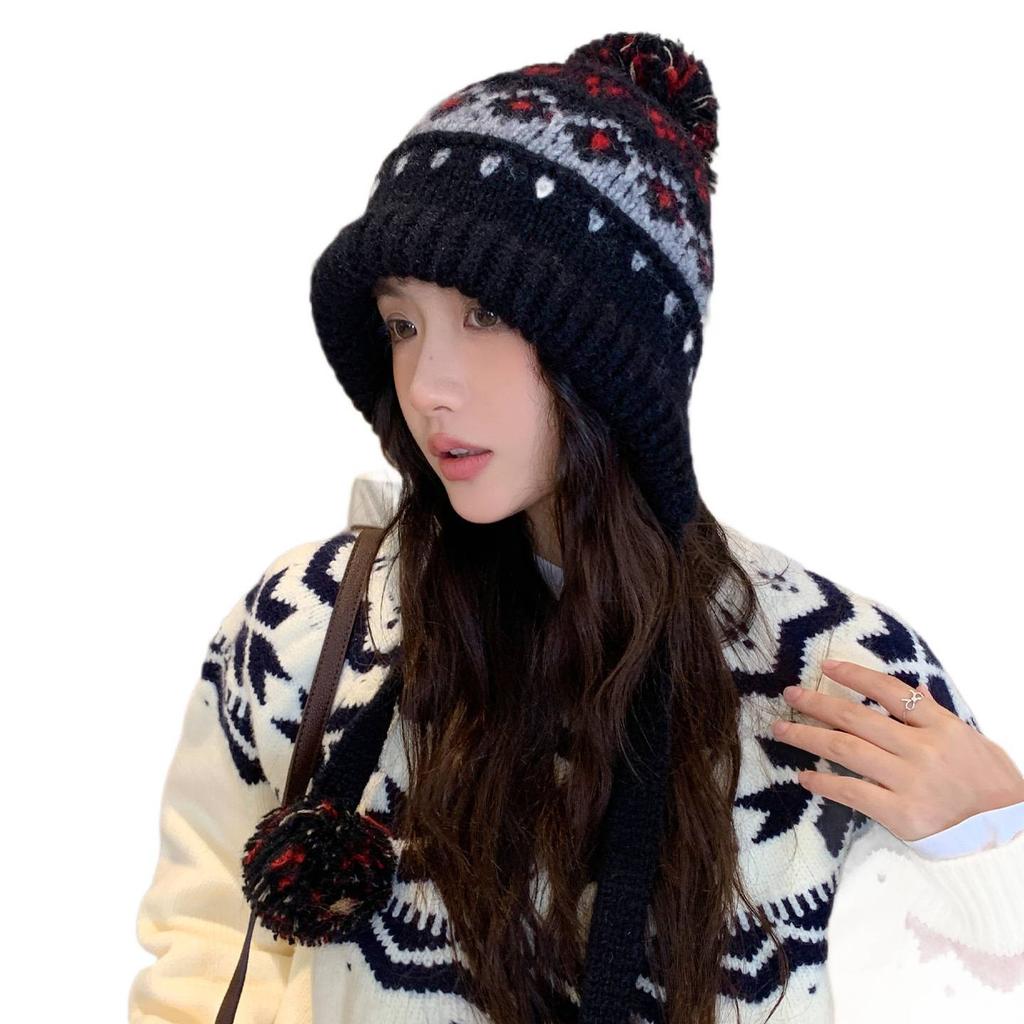 New Fair Isle style knitted hat for women, autumn and winter warm woolen hat, cold-proof ear protection hat for cycling, face-slimming Lei Feng hat