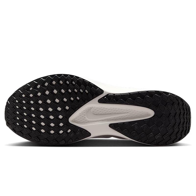 Nike Quest 6 Herren-Laufschuhe