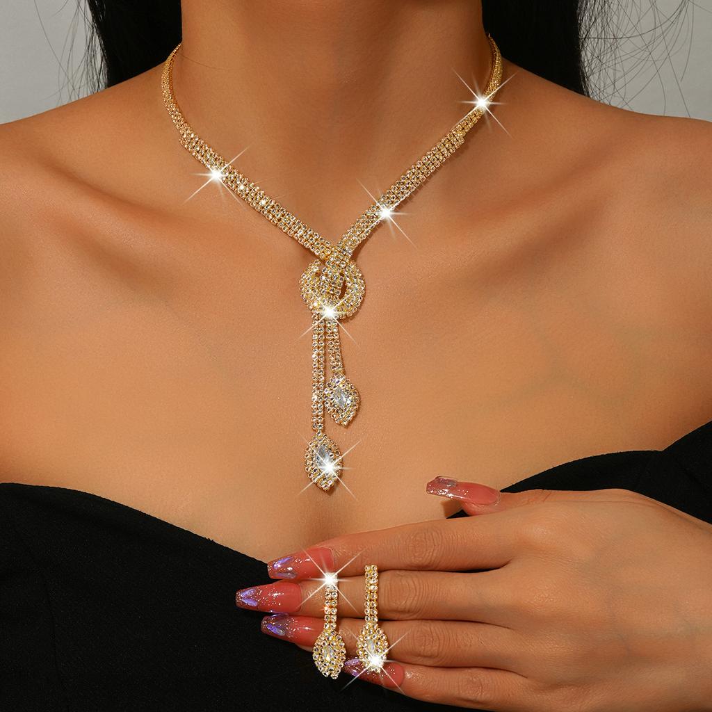 Women's Necklace Earrings Set Jewelry Zircon Temperament Wear Dress Wedding Dress Crystal Accessories