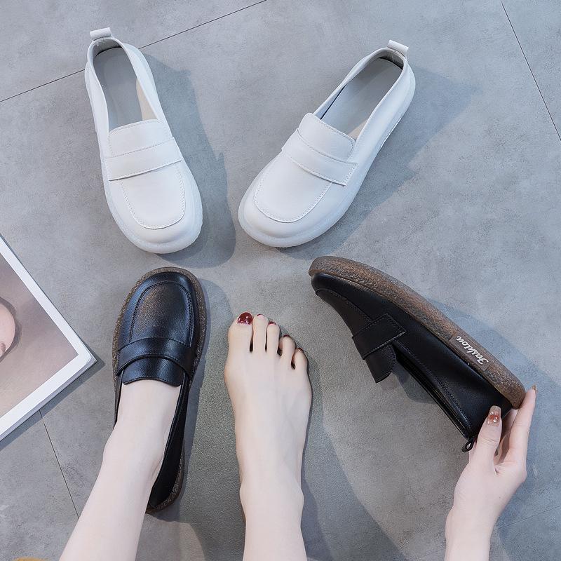 Women's 2025 Summer Soft Leather Loafers - Versatile, Genuine Leather Flats for Nurses, Students, and Pregnant Women.