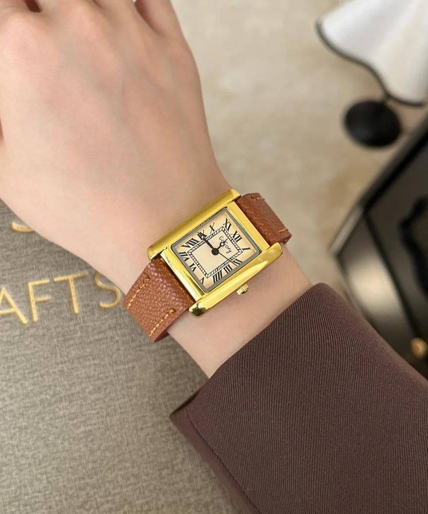 Women Square Rome Dial Watch Retro Quartz Watches Leather Strap Wristwatches