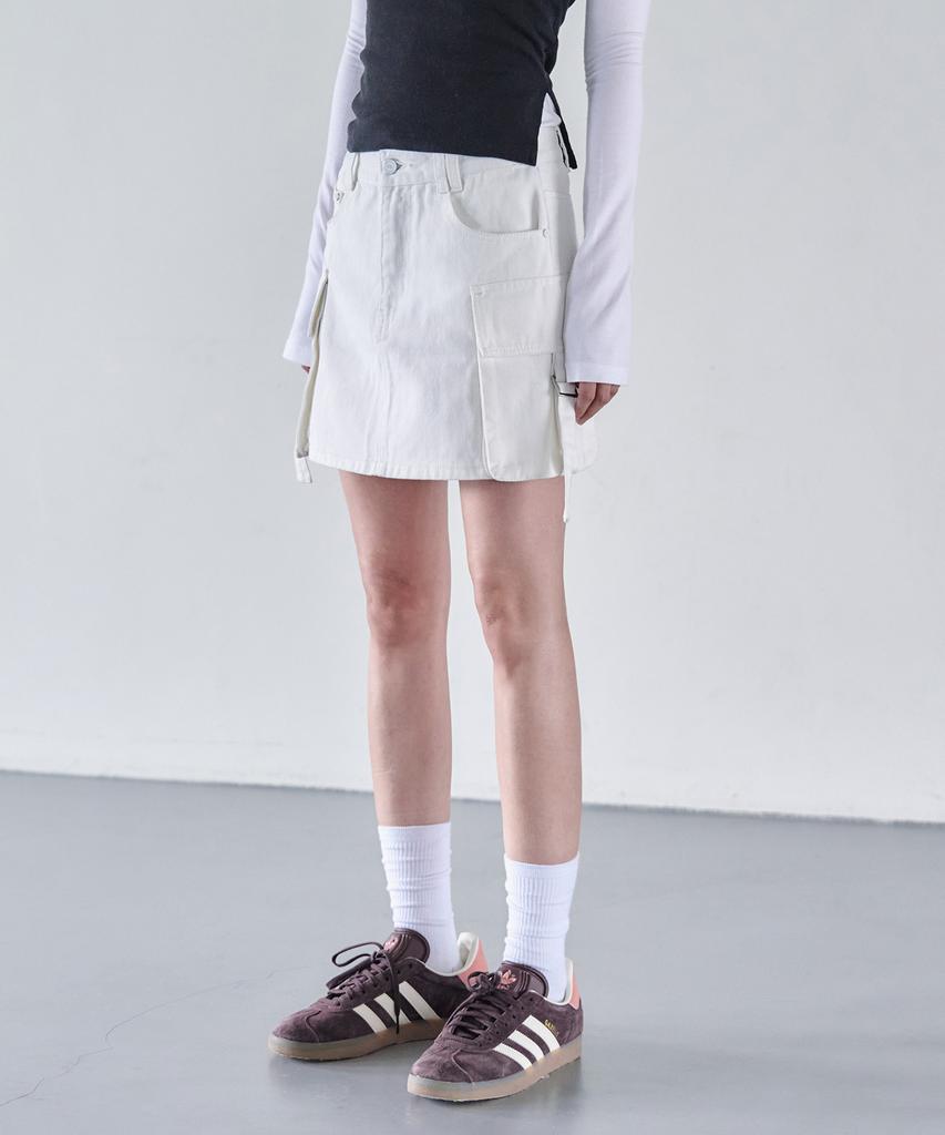 Deketeuumeon Cargo Mini Skirt Dcsk004Ivory