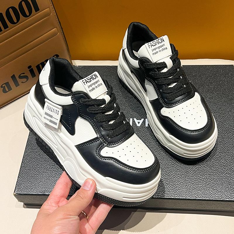 

Platform muffin board shoes women s velvet two cotton shoes 2025 autumn and winter new Internet celebrity leisure sports versatile little white shoes 35