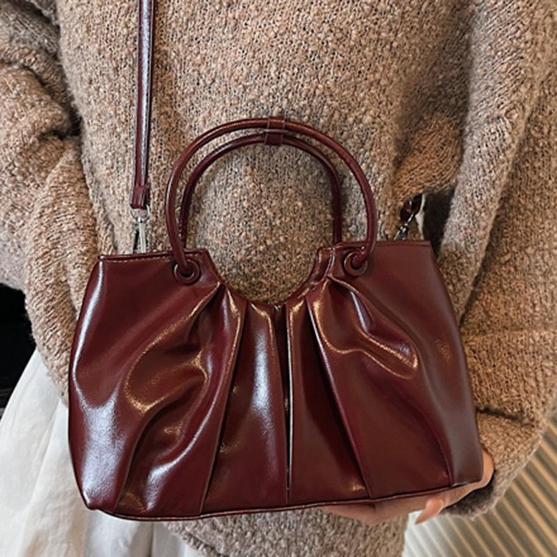Foreign French Temperament Cloud Handbag Women's 2025 Autumn New Casual Niche Pleated Shoulder Wrinkled Messenger Bag