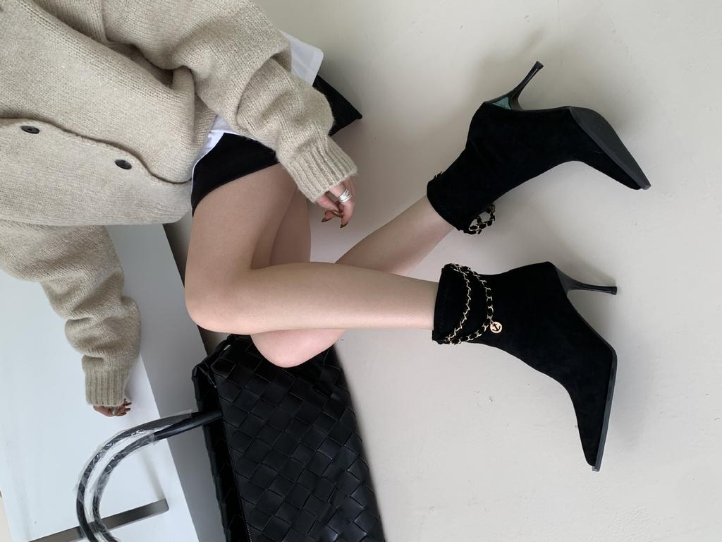 2025 new autumn and winter pointed-toed stiletto short boots women's suede thin boots rear zipper chain boots short boots