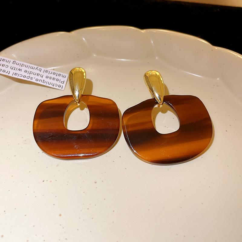Silver Needle Geometric Irregular Resin Y2K Earrings - Retro Stud Ear Accessories for Women