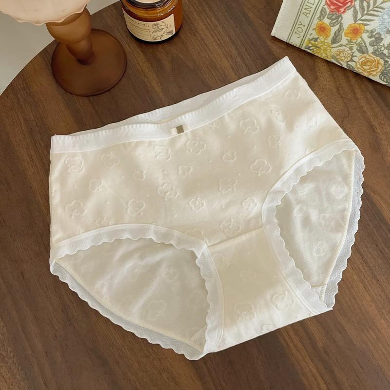 Women's Spring and Autumn Cotton Antibacterial Crotch 5a Antibacterial No Trace Middle Waist Triangle Briefs
