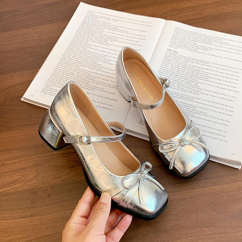 

Mary Jane high heels women s thick heel square head satin women s shoes fat feet wide fat single shoes large size women s shoes 35 серебряный
