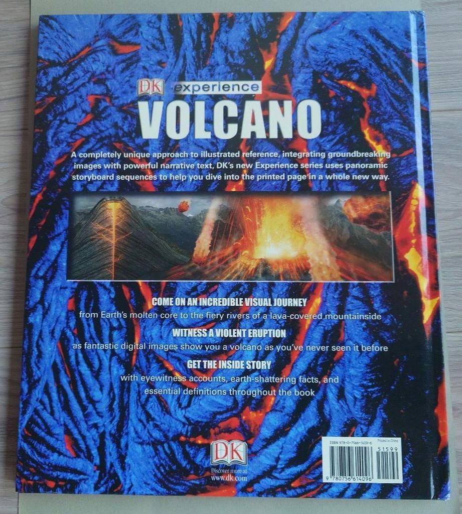 [USED] Rare book on volcanoes "DK experience VOLCANO