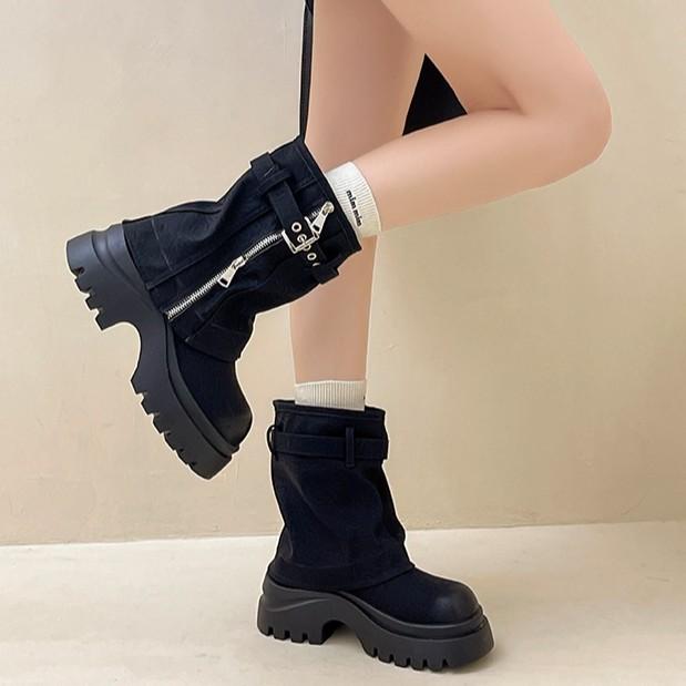 Fashion design sense niche sleeve Martin boots women's autumn and winter retro versatile temperament comfortable thick-soled medium tube fashion boots