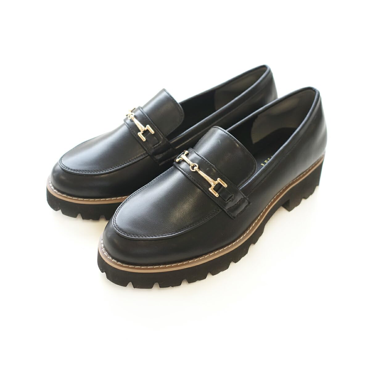 

[AmiAmi] Loafers, Platform Loafers, Black, Lightweight, Black, Women s, Comfortable Loafers, Stylish, Enamel, Easy to Walk In, SY405 (M (23.5cm), Blac