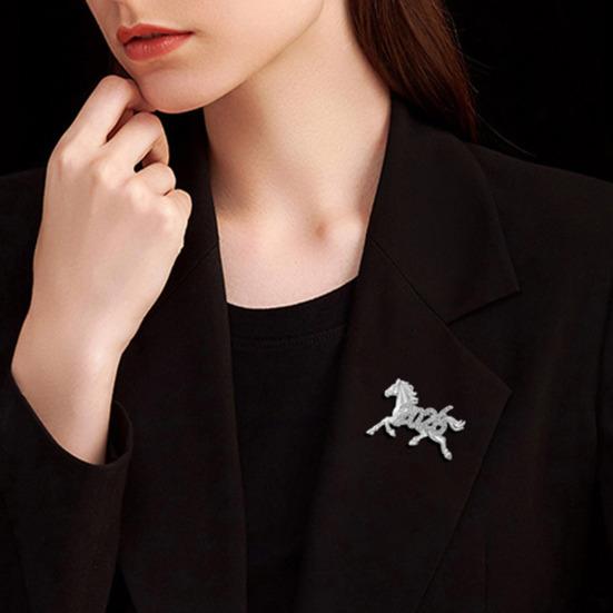 2026 Rhinestone Horse Brooch Year of Horse Lapel Pin Galloping Horse Brooch Pin New Year Outfit Accessory for Suits Coats Scarves