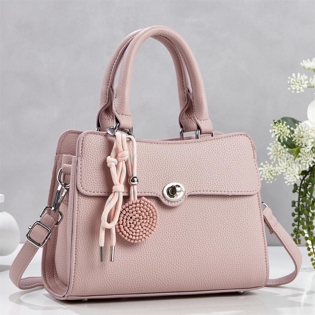 2026 new bag messenger bag women's bag shoulder messenger bag light luxury schoolbag niche bag fashion