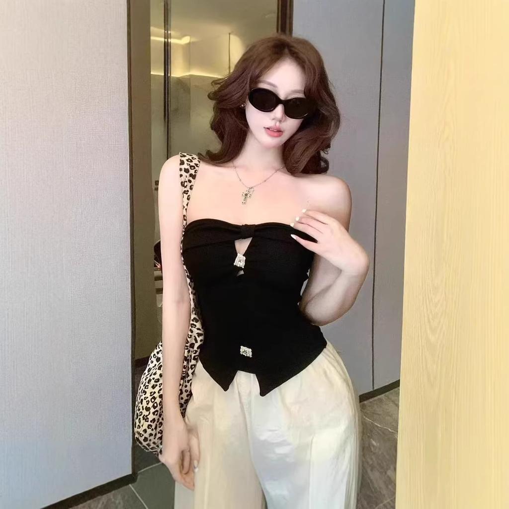 Xiaoxiangfeng celebrity diamond-encrusted sling vest for women's Chunqiu pure desire one-word shoulder tube top with chest pad