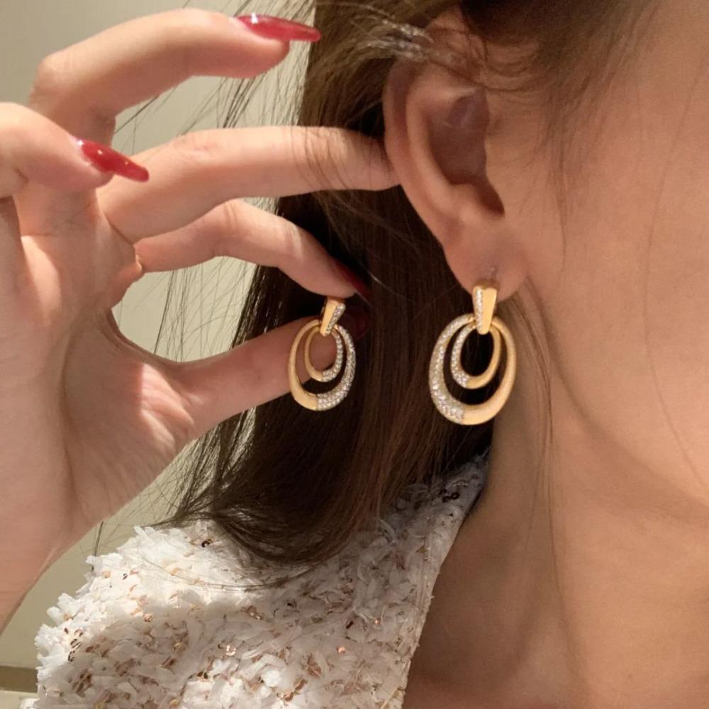 Italian Bouché Vintage Jewelry Brushed Earrings Light Luxury Diamond Inlaid Elegant Dangle Earrings