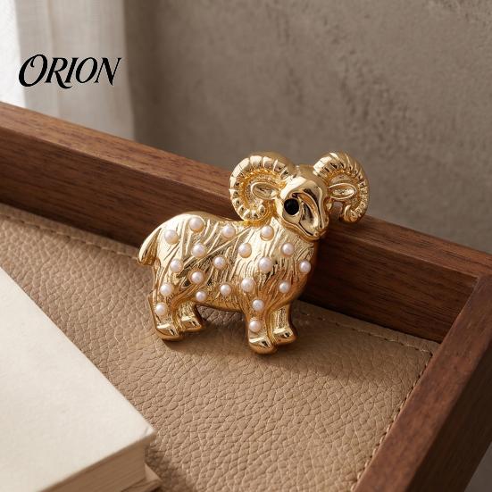 Decorative Brooches Sheep Shape Brooch Pin, Alloy Animal Lapel Pin for Men Women, Hats Bags Scarves Clothes Accessory