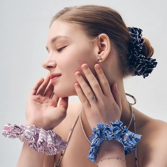 Avery Stripe Scrunchie
