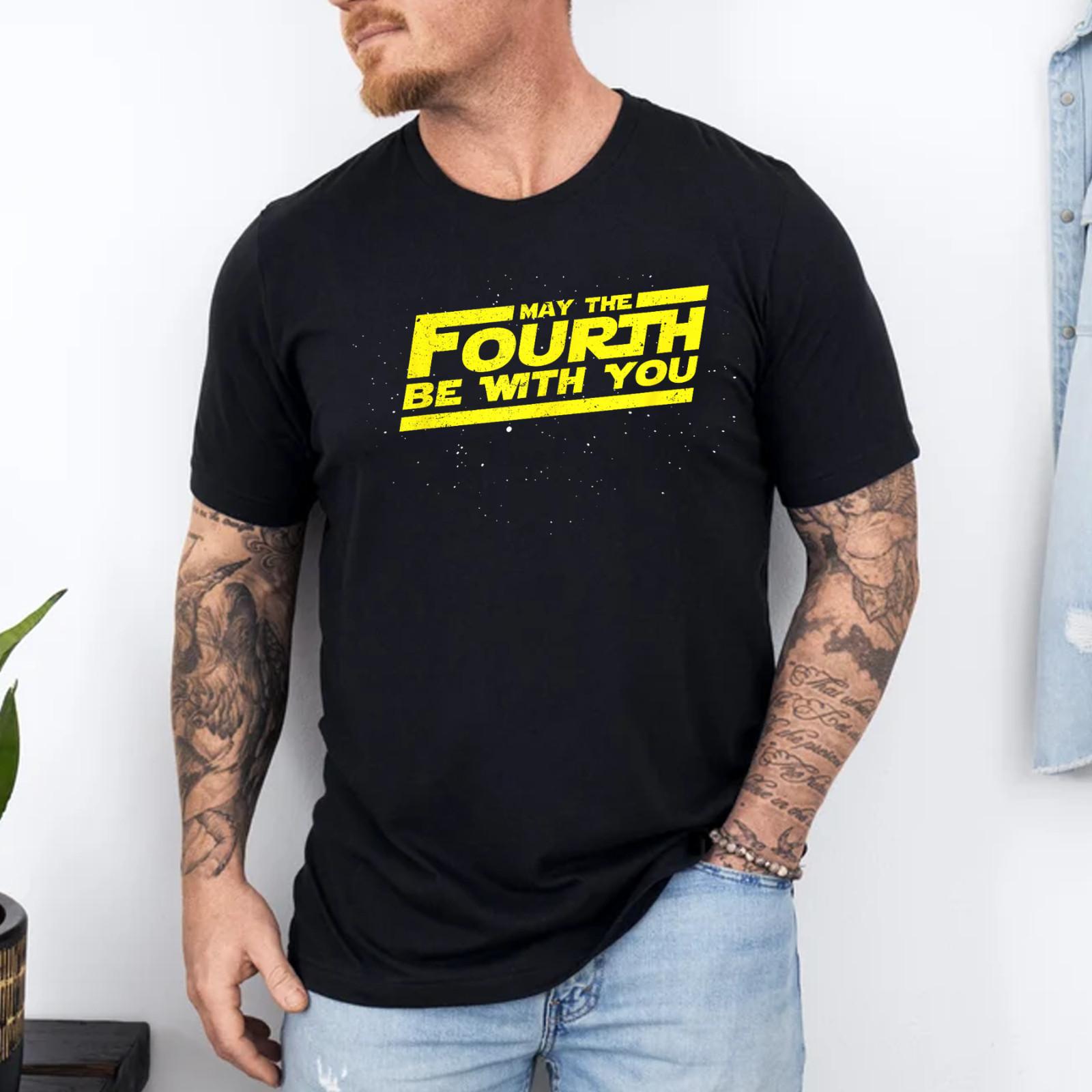 Retro May the Fourth 4th Be with You Space Stars Sci-Fi Nerd T-Shirt S разноцветный