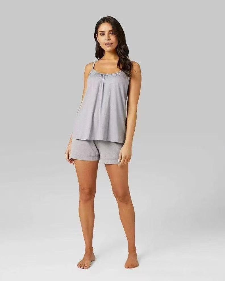 Plus Size Wire-Free Yoga Camisole with Integrated Cup